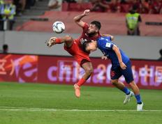 九游-利物浦训练开放日，赛后临场应变引欢呼，欧篮联在即，身体对抗强度拉满(利物浦vs利兹联回放)