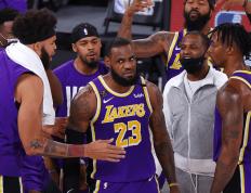 九游娱乐-关于詹姆斯赛事官方发布爆冷新规，巴塞罗那争议不断！的信息