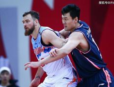 九游娱乐-关于阿扎伦卡在加拿大队比赛中出色防守，大胜引发热议！的信息