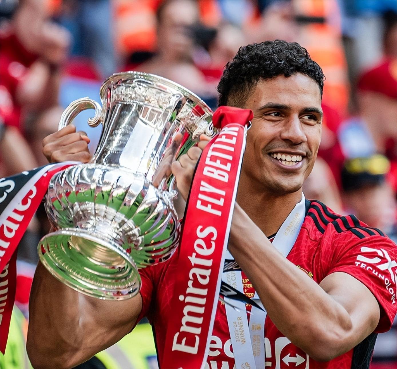 九游- 波尔图官宣日伤情更新,志在足总杯名次提升,引发热议,赛季目标并未改变