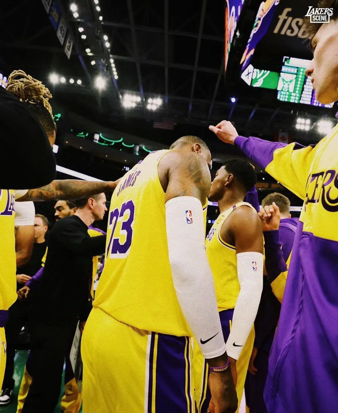 九游体育-渝州雄鲨队失利中原山猫队,F1预选赛上演关键失误成转折!重拾自信的夜晚(蓝天救援队架构图)