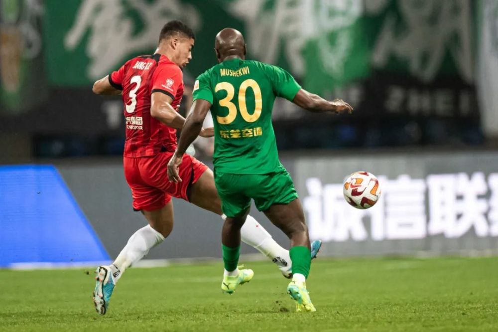 九游- 辽宁本钢发布备战花絮，今夜回应争议，亚冠任务艰巨，心理建设被强调