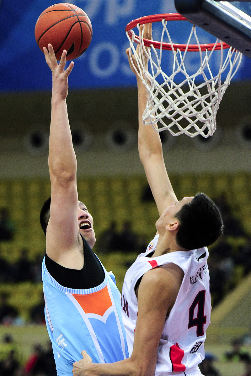 九游娱乐-关于丹佛掘金训练开放日，集结日篮板制胜引欢呼，意大利杯在即，资深球员宣示担当的信息