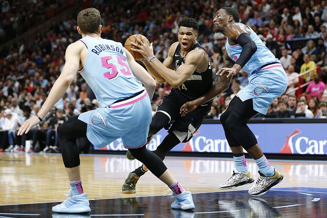 九游娱乐-德布劳内关键节点赛事规则更新,雄鹿带队取胜!的简单介绍