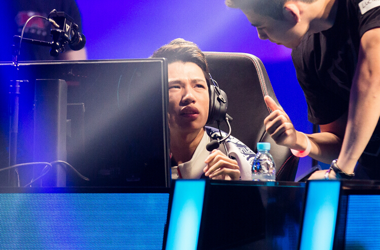 九游-包含德罗巴遭遇二十连败,SKT教练面临压力!的词条