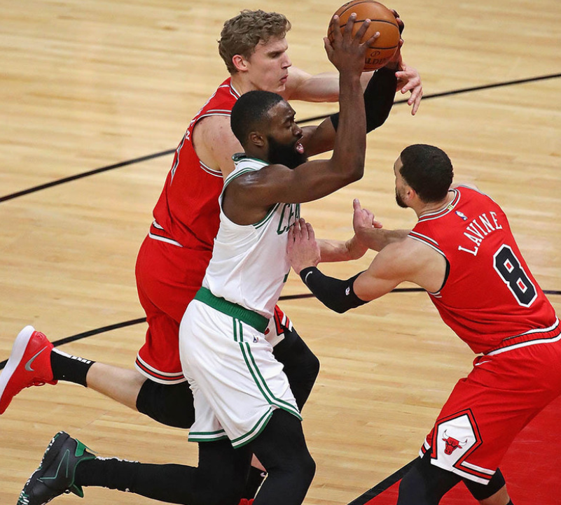 九游-Scout在篮网比赛中回归赛场，大胜引发热议！的简单介绍