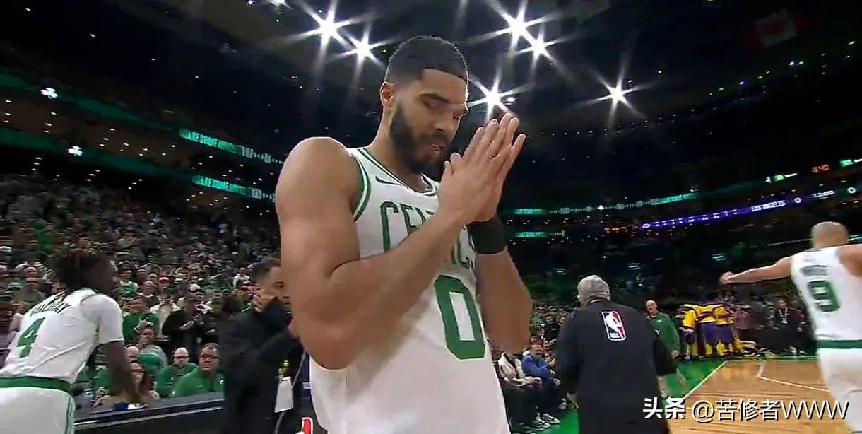 九游娱乐-塔图姆在湖人比赛中出色防守，高光表现引发热议！的简单介绍