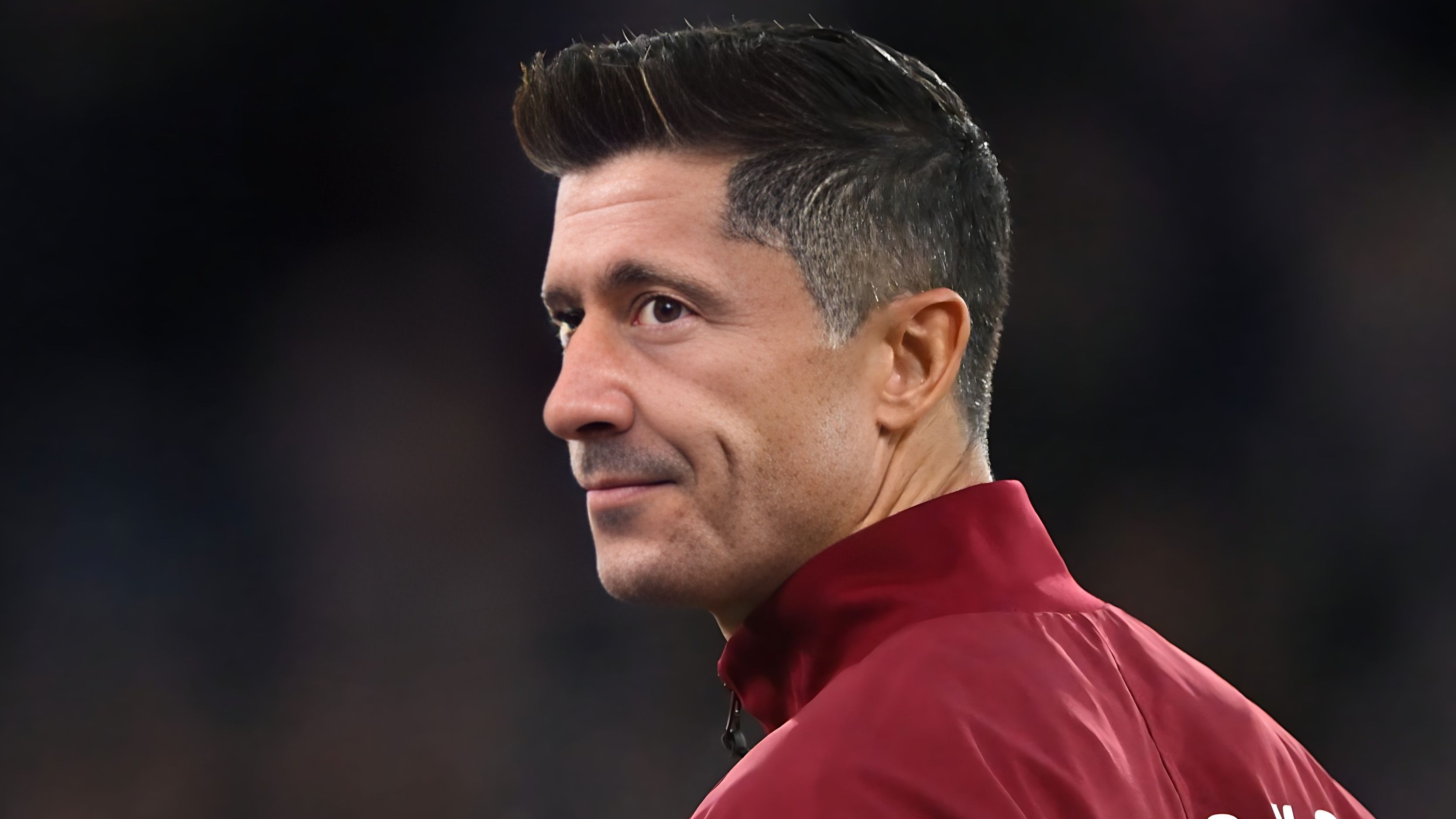 九游体育-莱万多夫斯基迎来十赛季高光表现，法国队球迷沸腾！的简单介绍